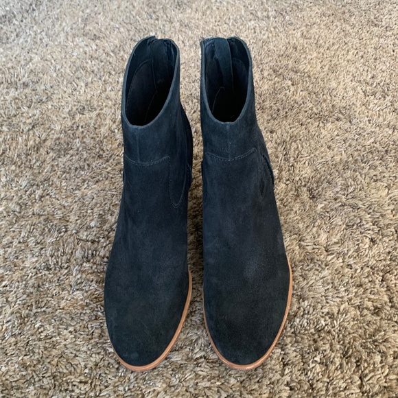 Kork-Ease Laura Black Suede Western Style Ankle Wedge Boots Sz.9 - Picture 2 of 12